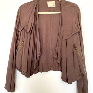 Super cute brown jacket!
